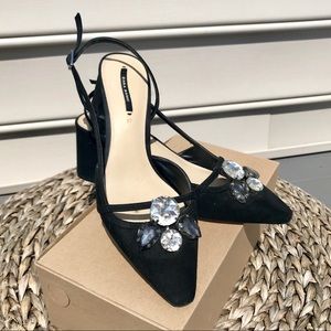 ZARA Negro Slingback Pump
